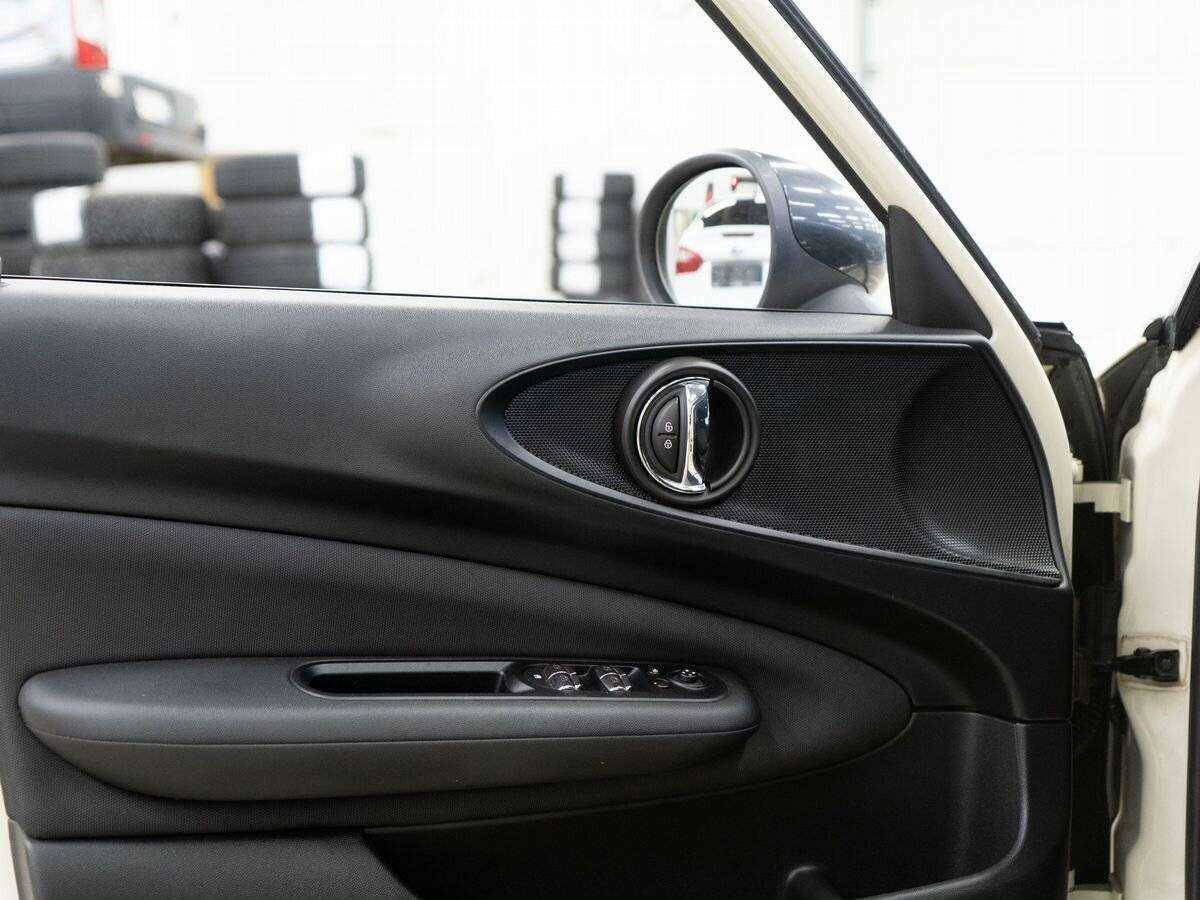 Mini Clubman Cooper, 2016 Фото №16