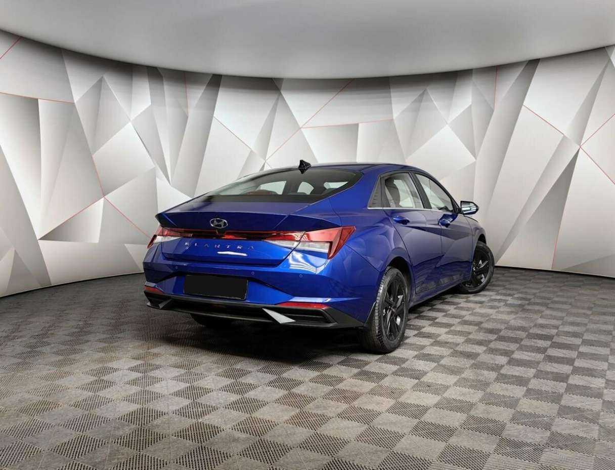 Hyundai Elantra, 2022 Фото №2