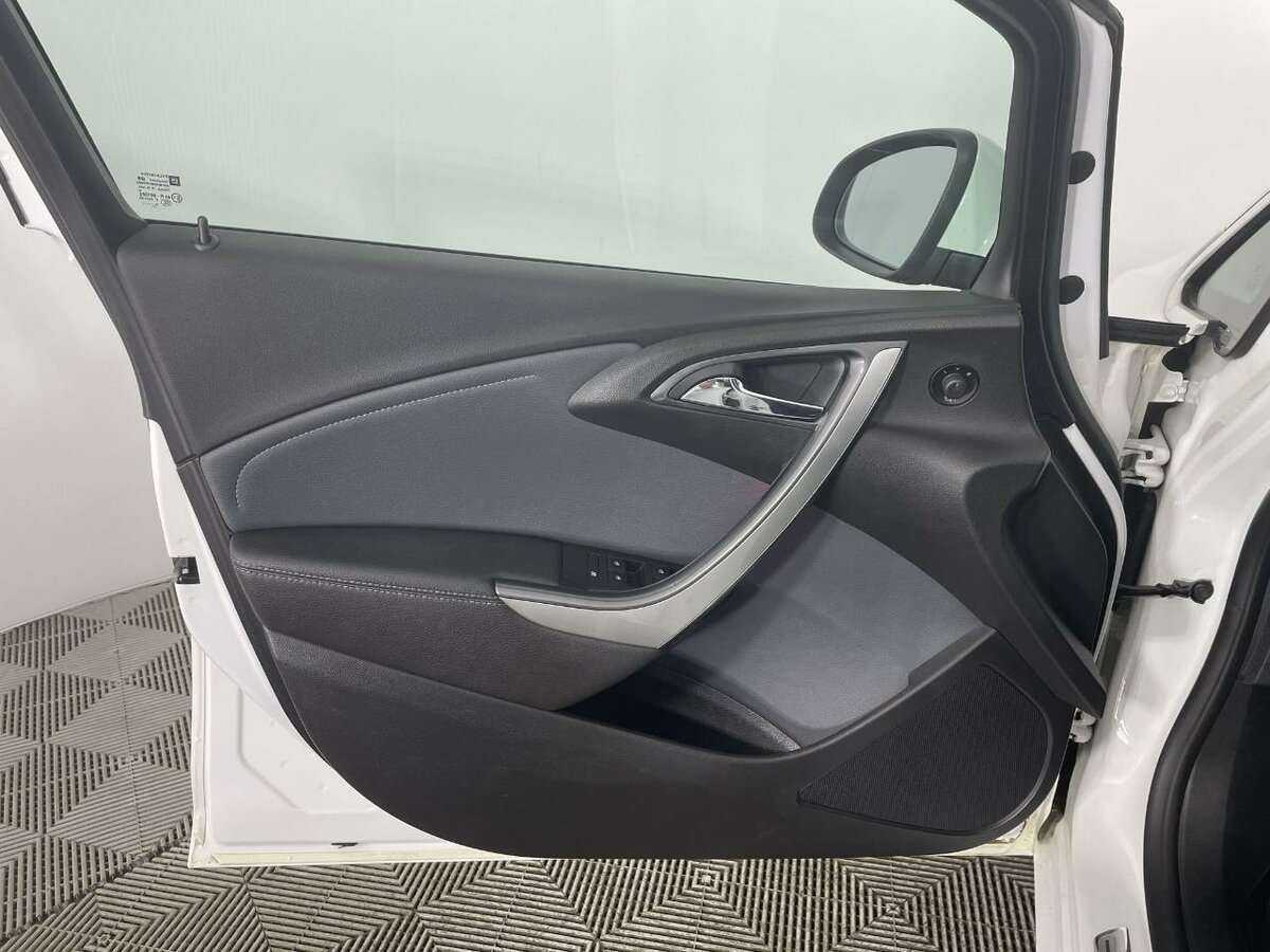 Opel Astra, 2013 Фото №8