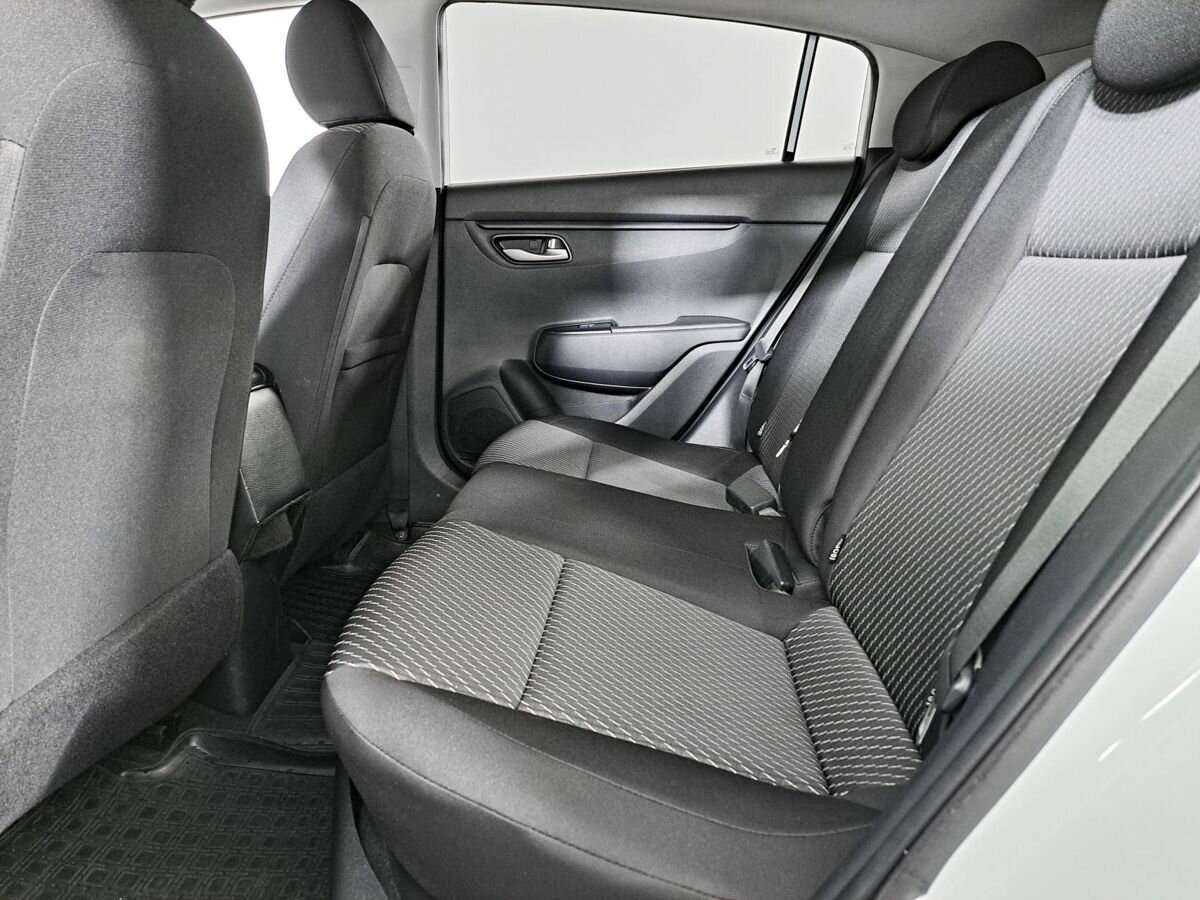 Kia Rio X-Line, 2018 Фото №10