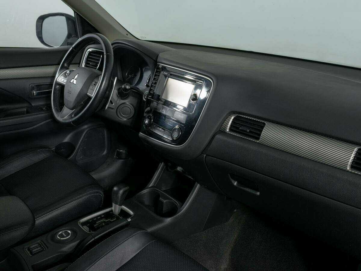 Mitsubishi Outlander, 2013 Фото №8