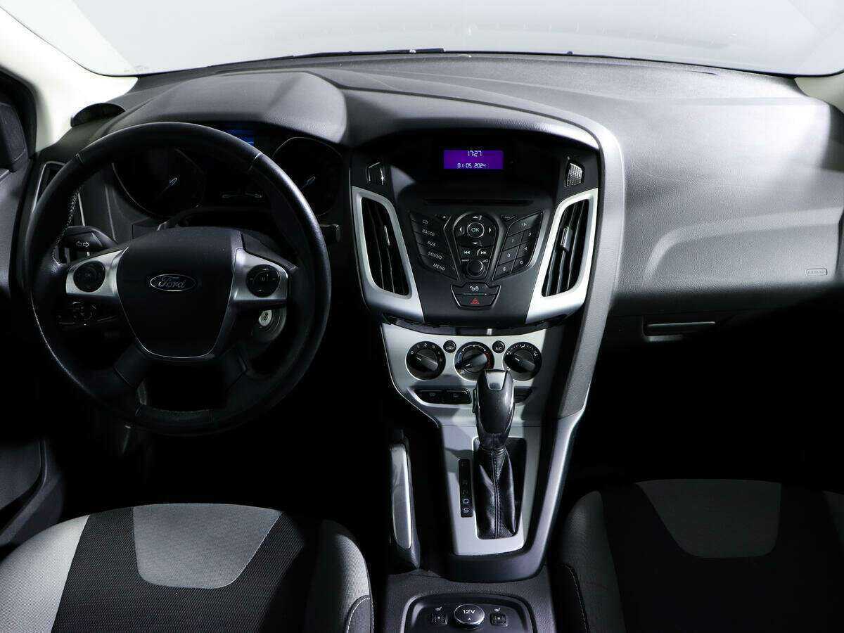 Ford Focus, 2012 Фото №9