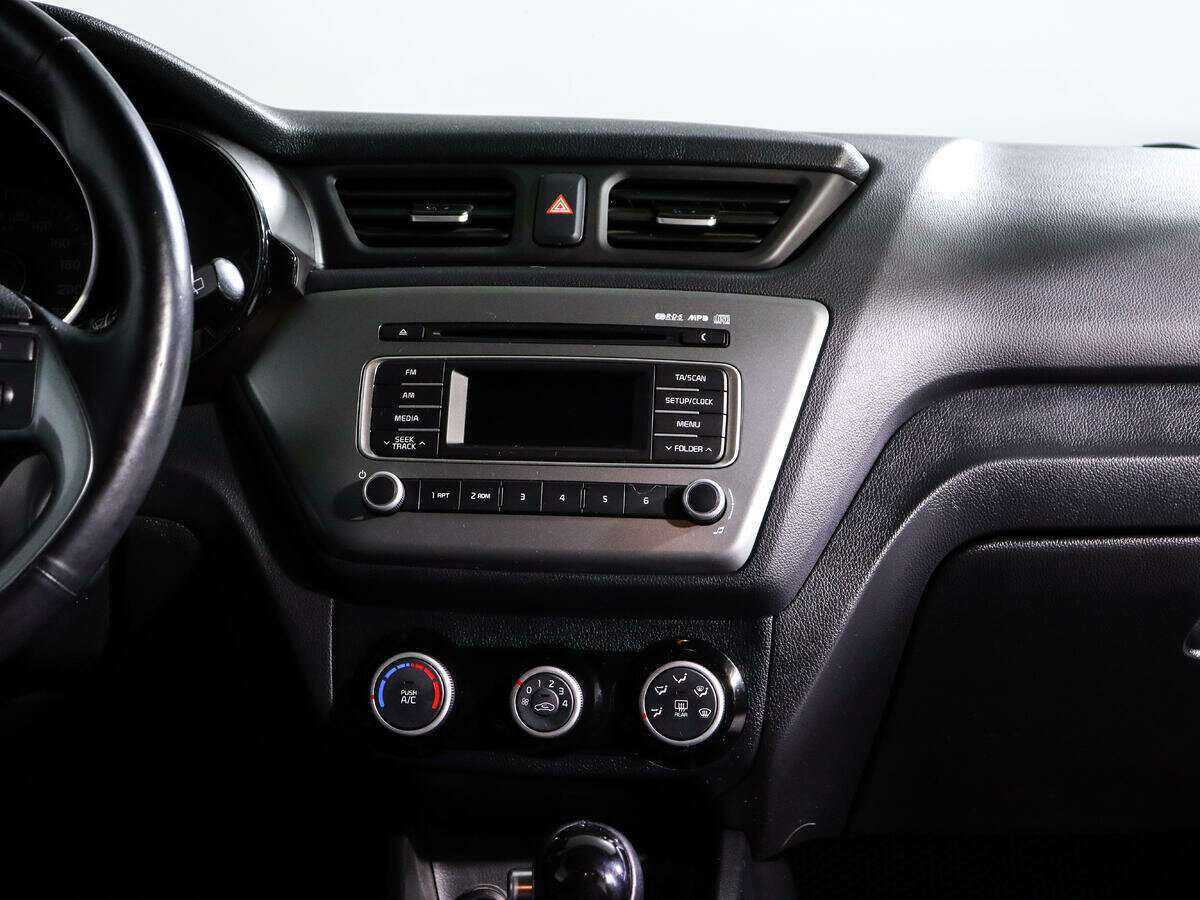 Kia Rio, 2016 Фото №11
