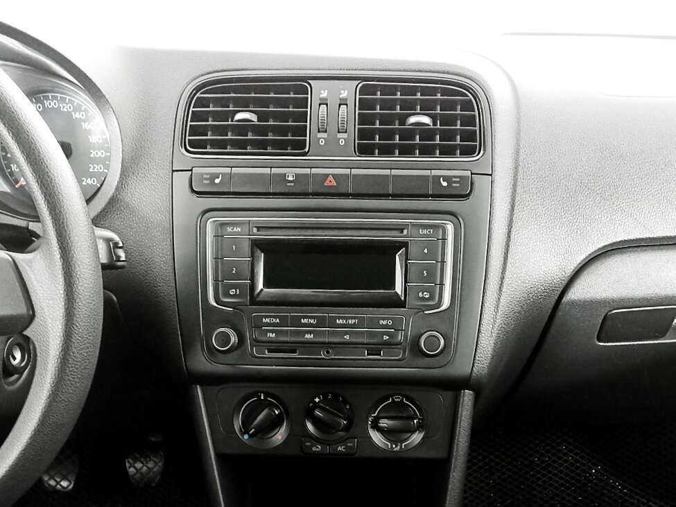 Volkswagen Polo, 2013 Фото №15