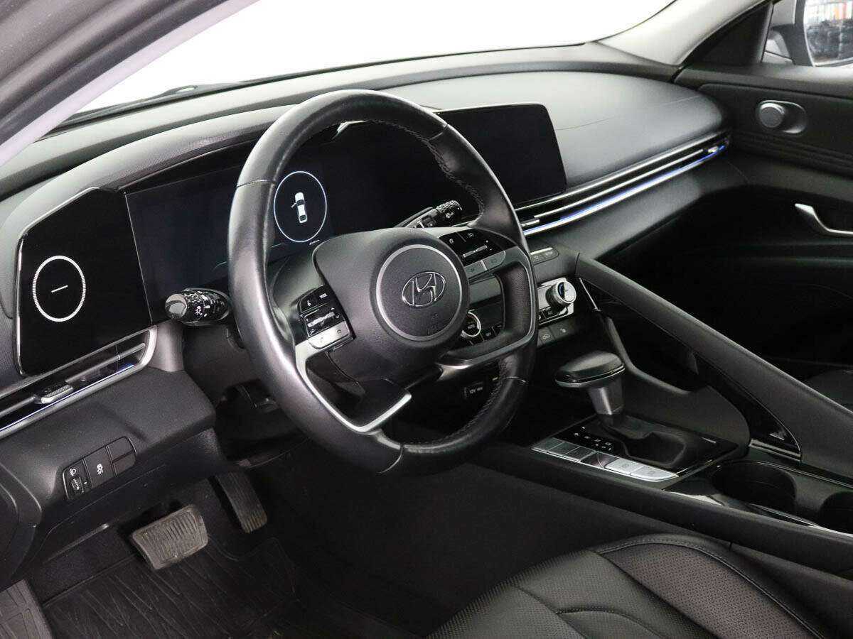 Hyundai Elantra, 2021 Фото №8