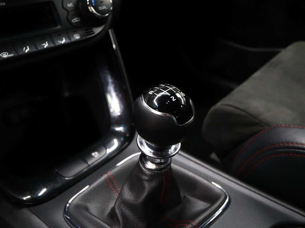 Kia Ceed GT, 2017 Фото №11