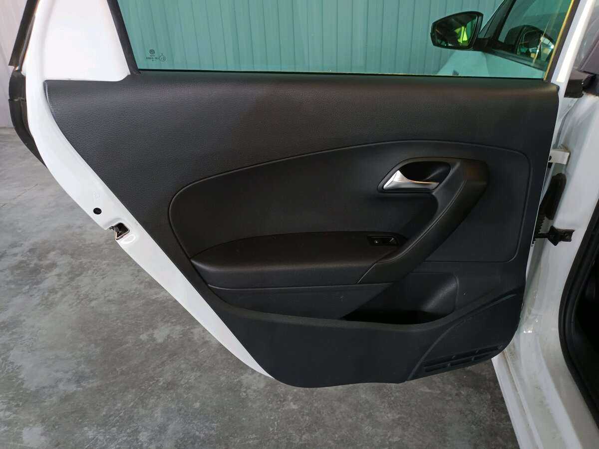 Volkswagen Polo, 2019 Фото №20