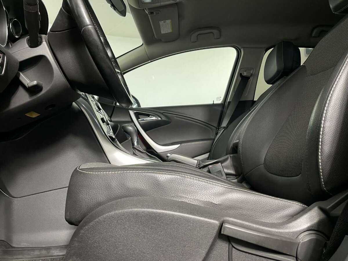 Opel Astra, 2012 Фото №10