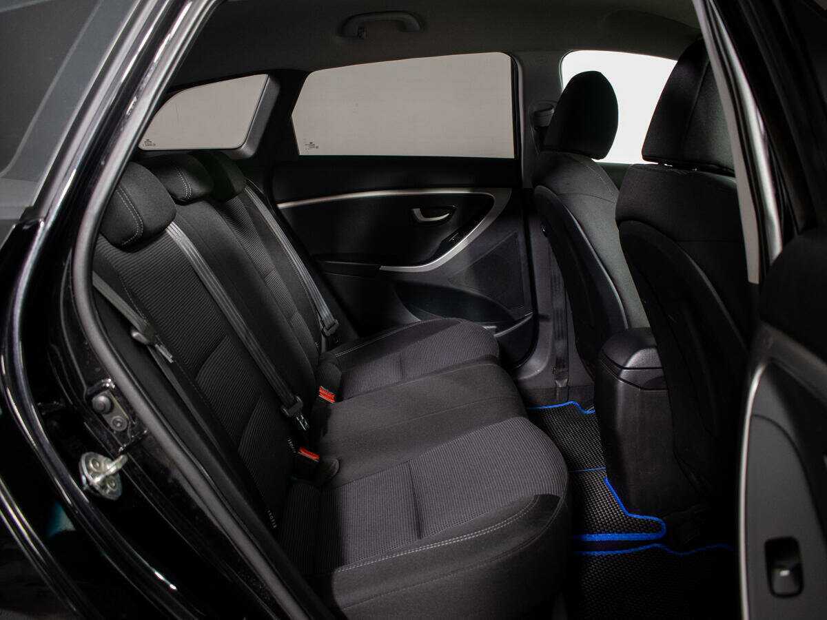 Hyundai i30, 2012 Фото №10