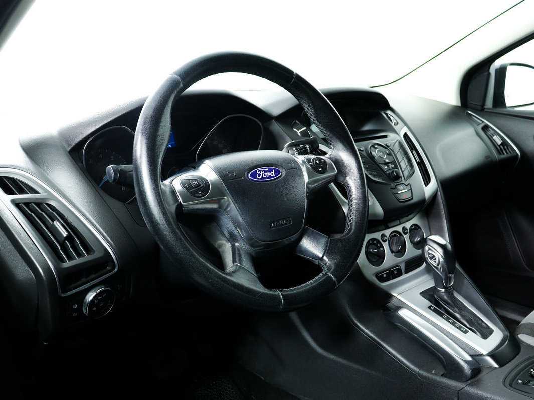 Ford Focus, 2012 Фото №13