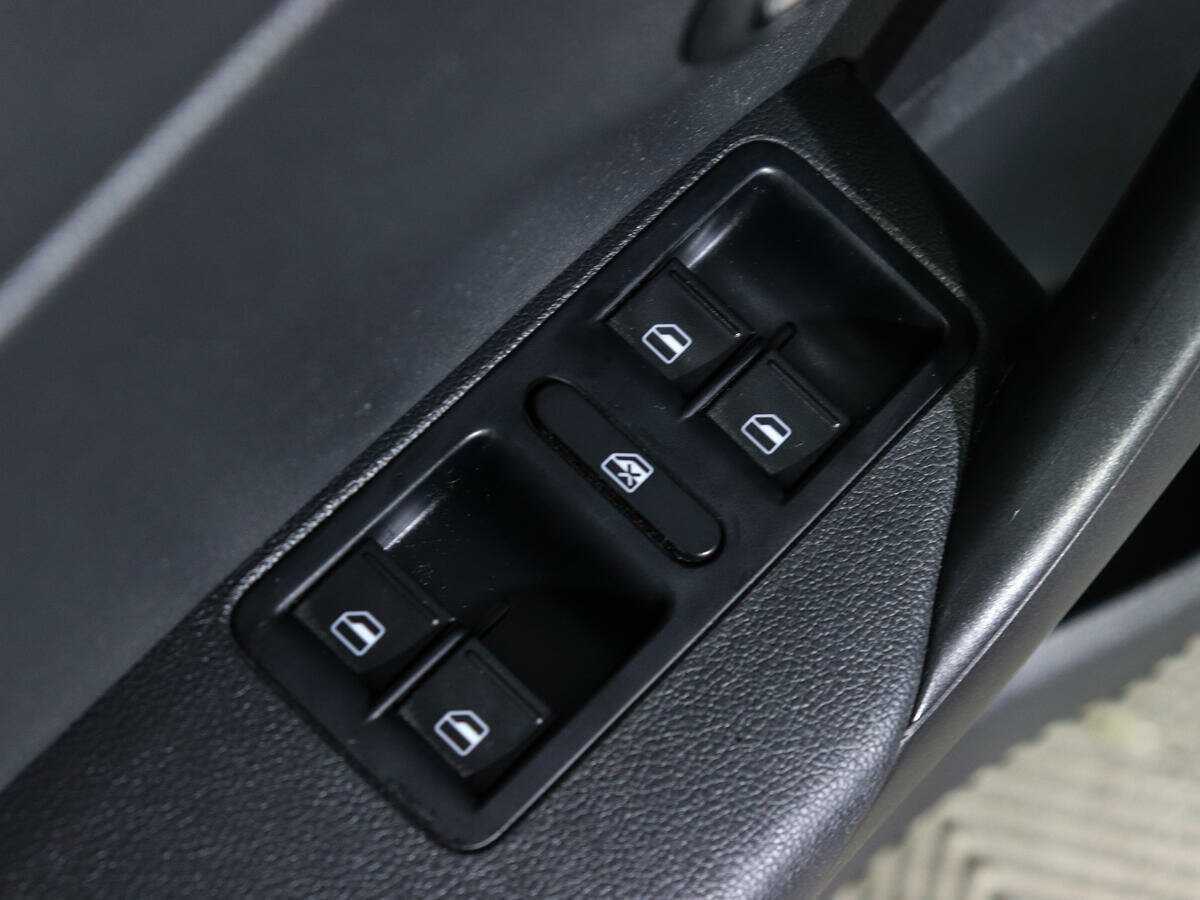 Volkswagen Polo, 2017 Фото №17