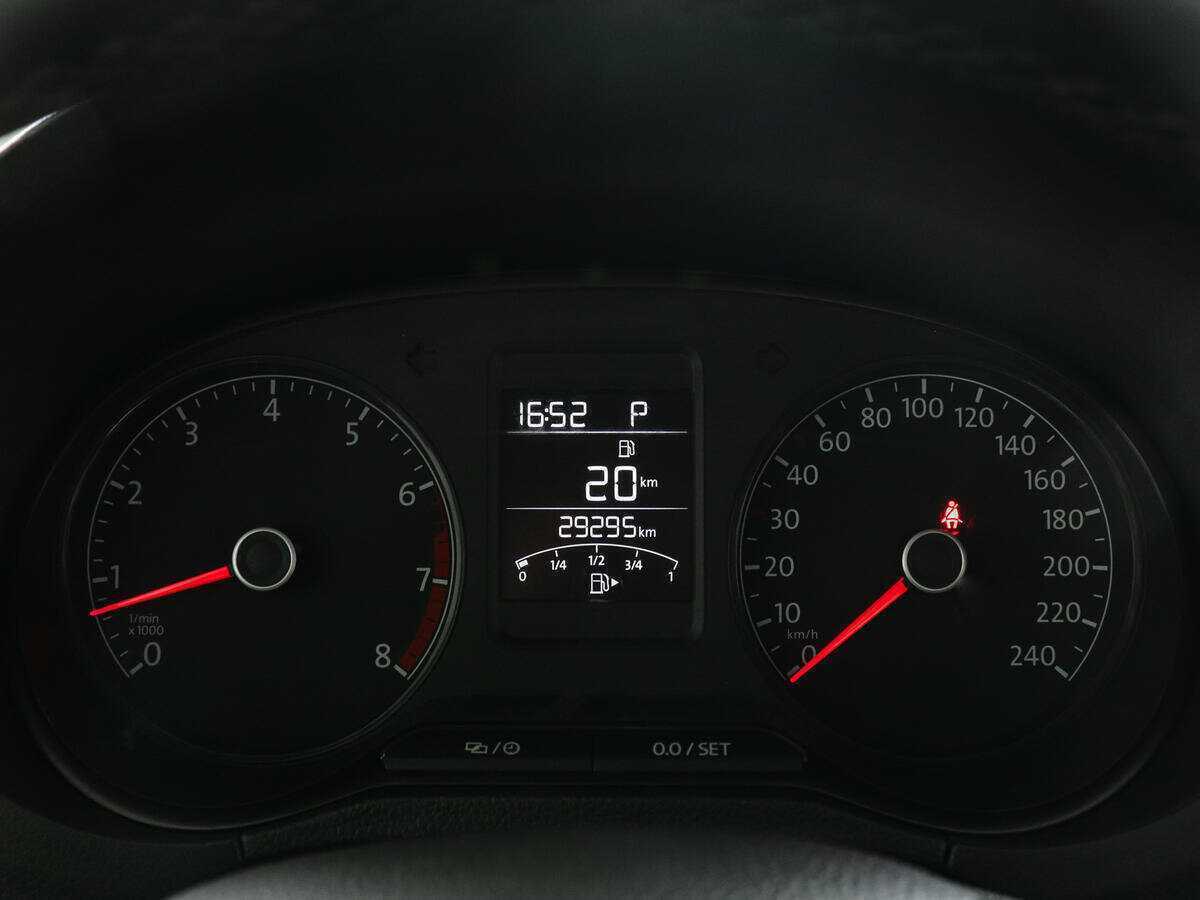 Volkswagen Polo, 2017 Фото №9