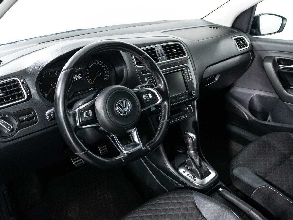 Volkswagen Polo, 2018 Фото №11