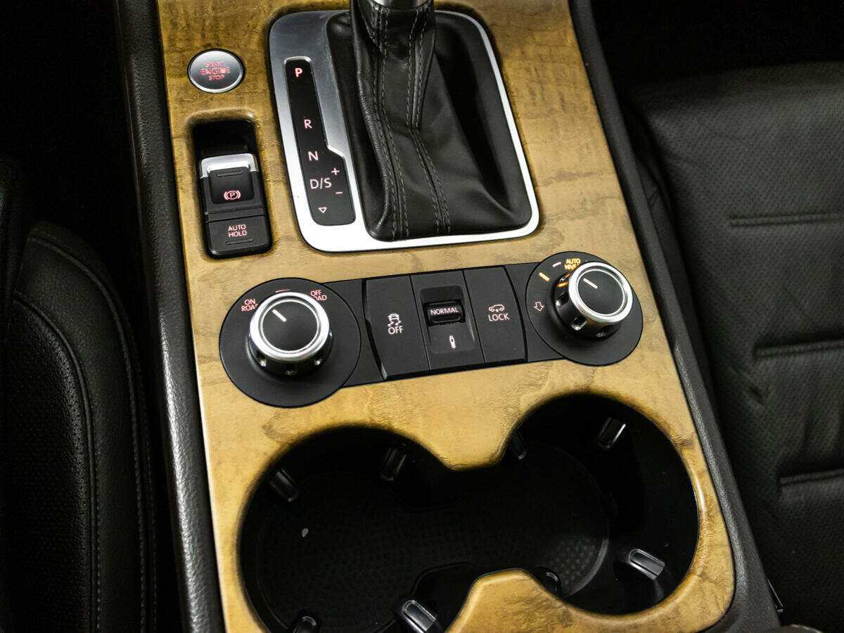 Volkswagen Touareg, 2013 Фото №16