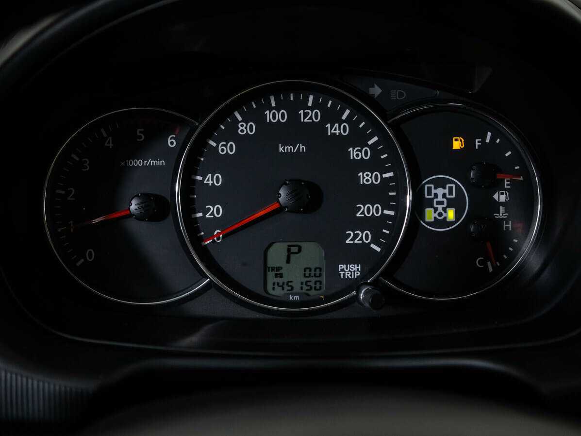 Mitsubishi Pajero Sport, 2015 Фото №12