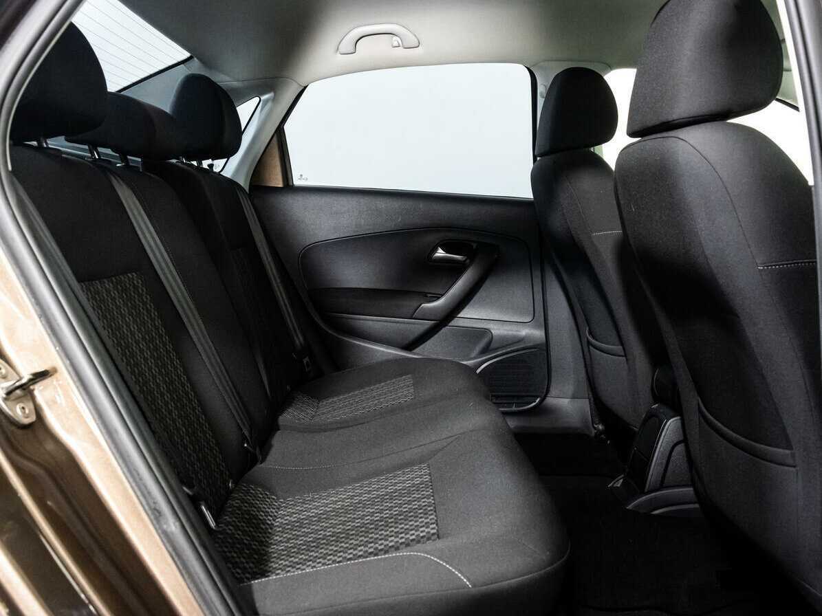 Volkswagen Polo, 2018 Фото №14