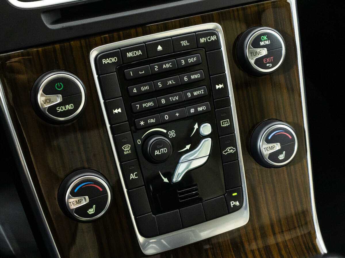 Volvo S60, 2012 Фото №15