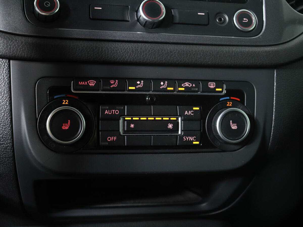 Volkswagen Tiguan, 2012 Фото №14