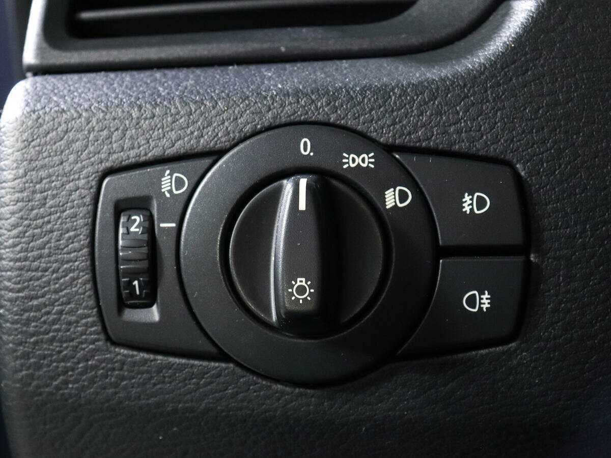 BMW X1 18i, 2012 Фото №14