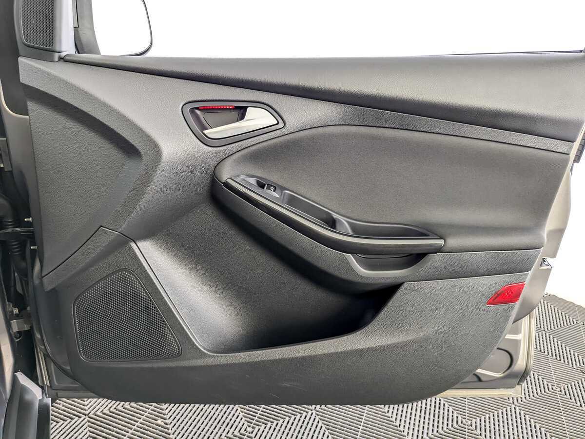 Ford Focus, 2018 Фото №18