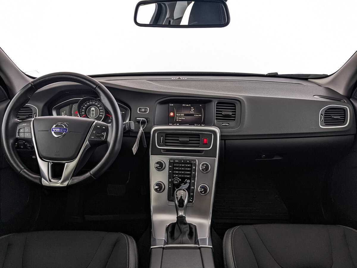 Volvo S60, 2017 Фото №10