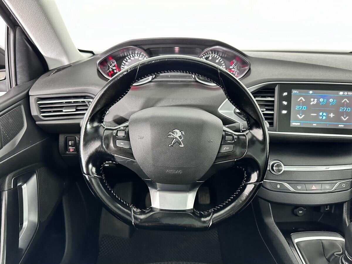 Peugeot 308, 2018 Фото №9