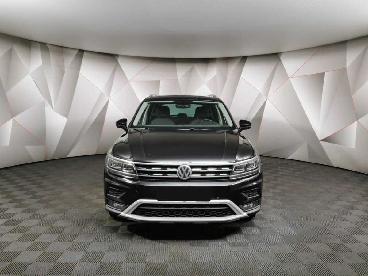 Volkswagen Tiguan, 2018 Фото №7