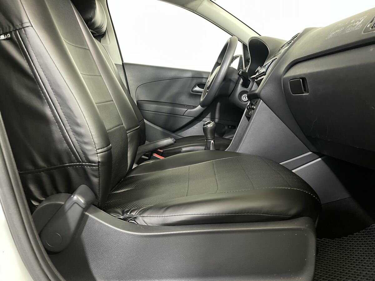 Volkswagen Polo, 2017 Фото №14