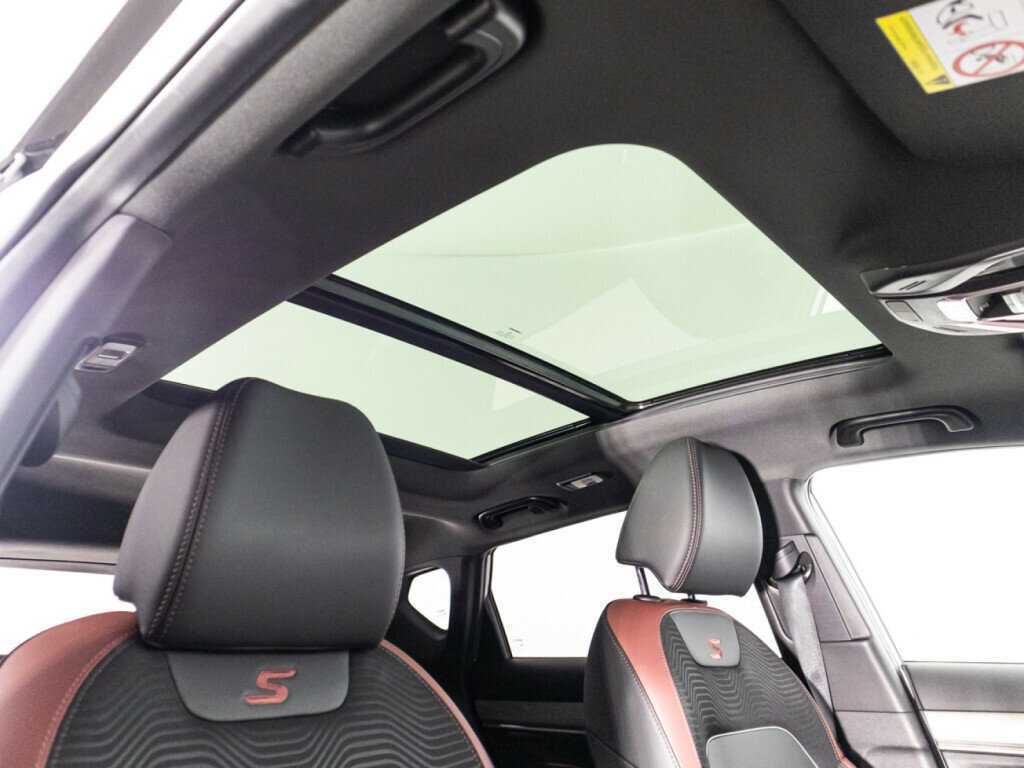 Geely Coolray, 2021 Фото №19