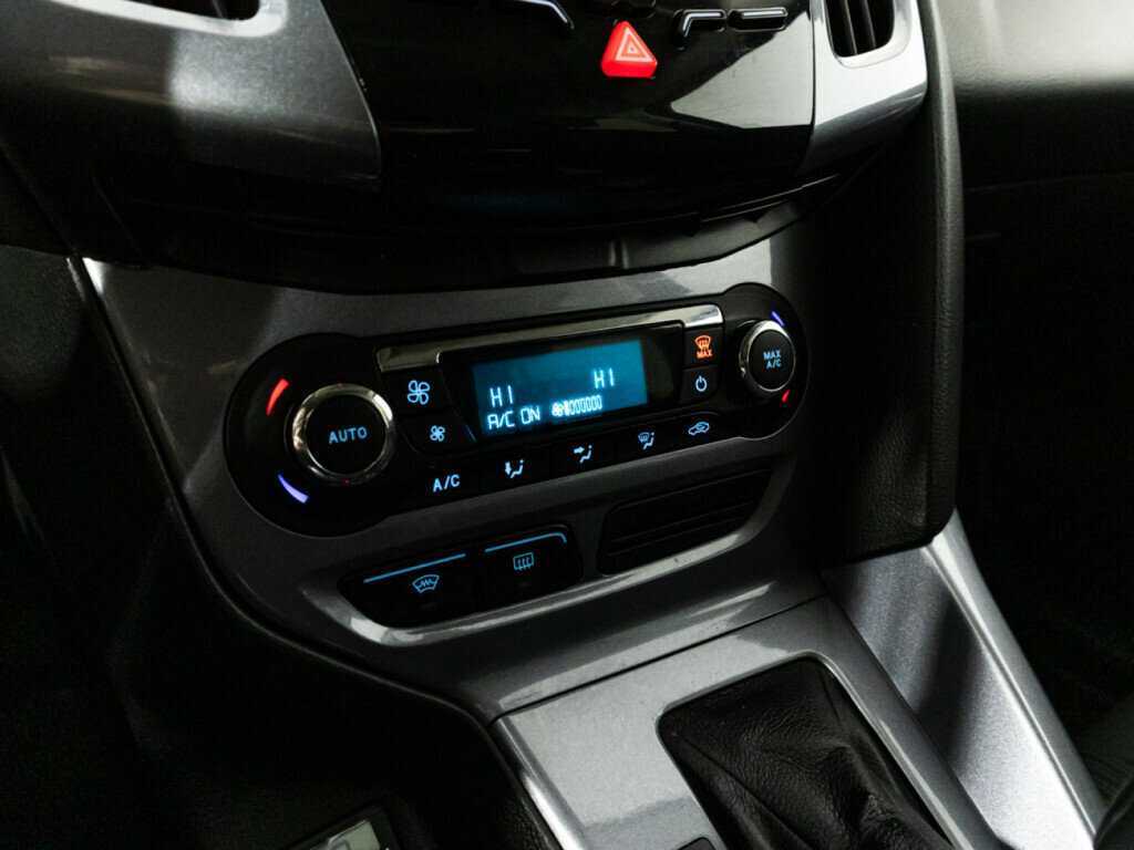 Ford Focus, 2013 Фото №16