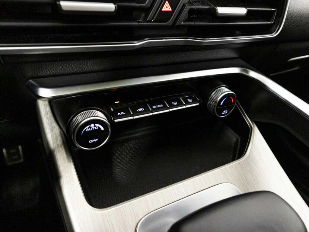 Geely Coolray, 2023 Фото №20