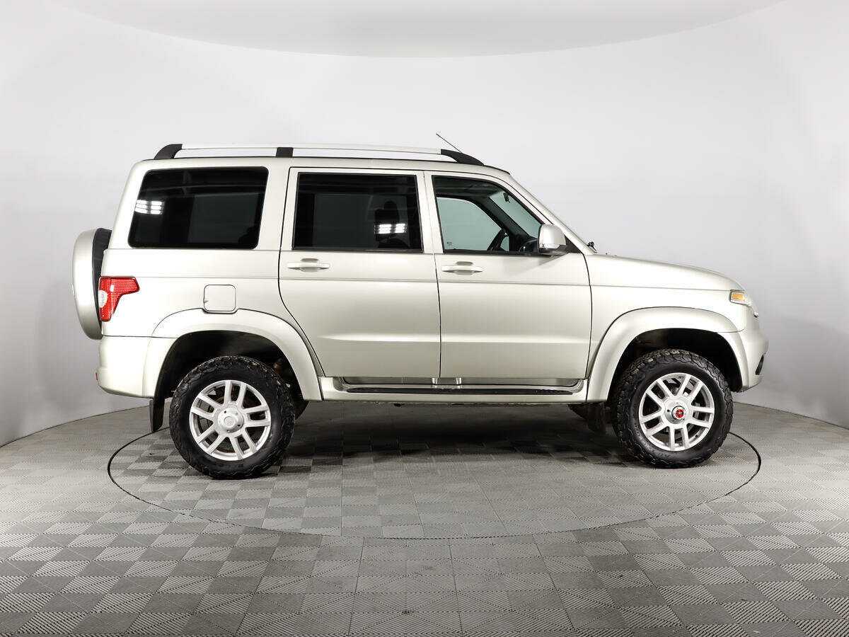 УАЗ Patriot, 2015 Фото №5