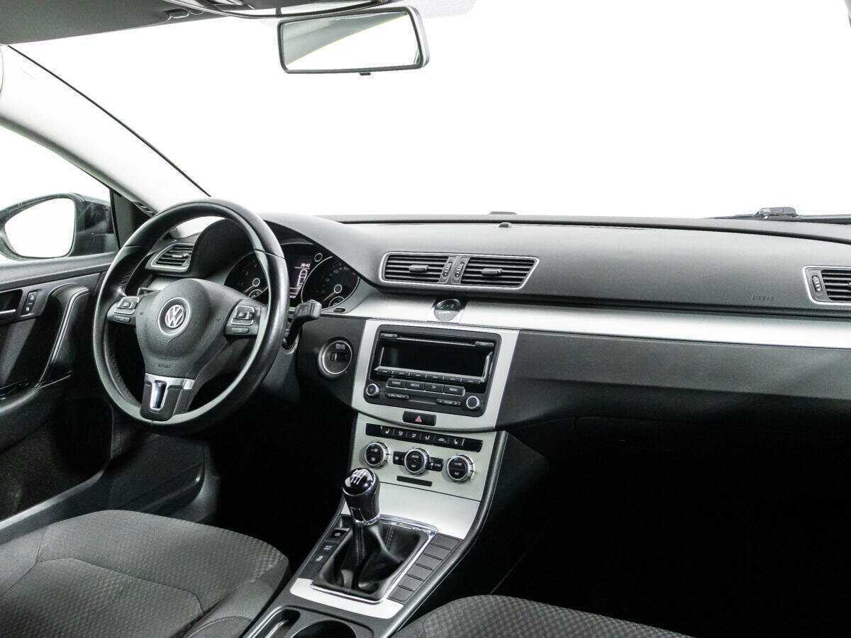 Volkswagen Passat, 2013 Фото №9