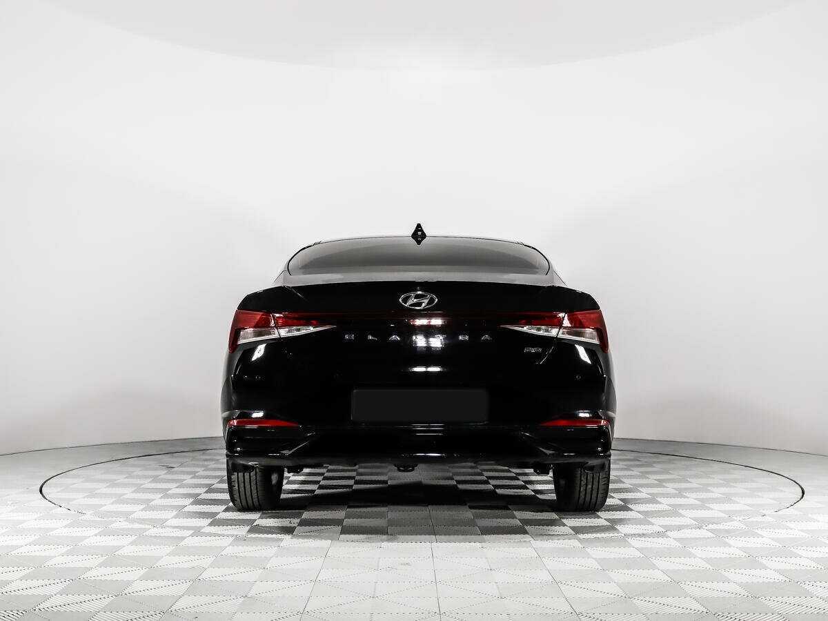 Hyundai Elantra, 2021 Фото №6