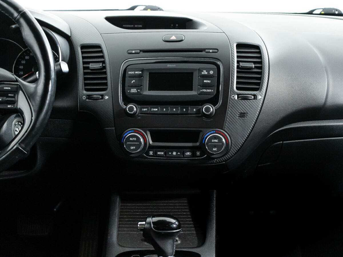 Kia Cerato, 2018 Фото №14