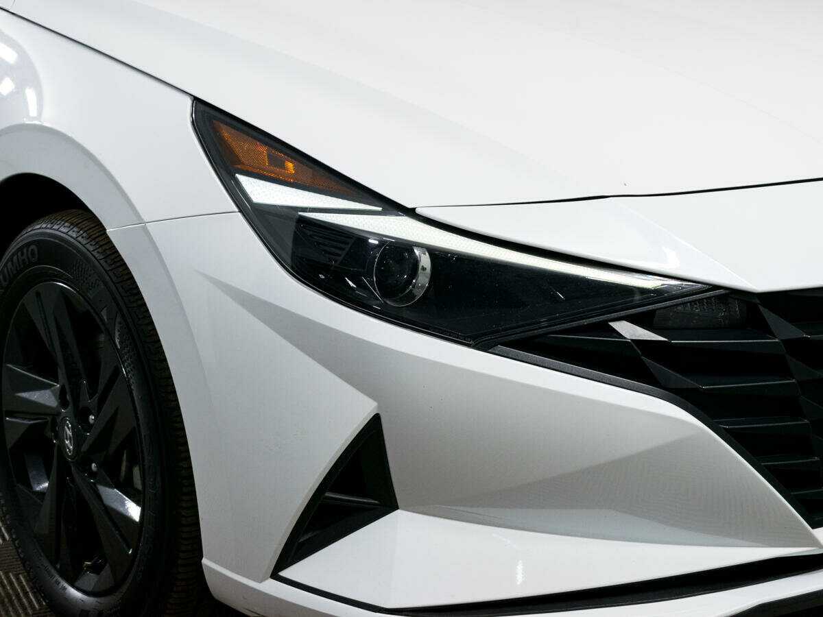 Hyundai Elantra, 2021 Фото №18