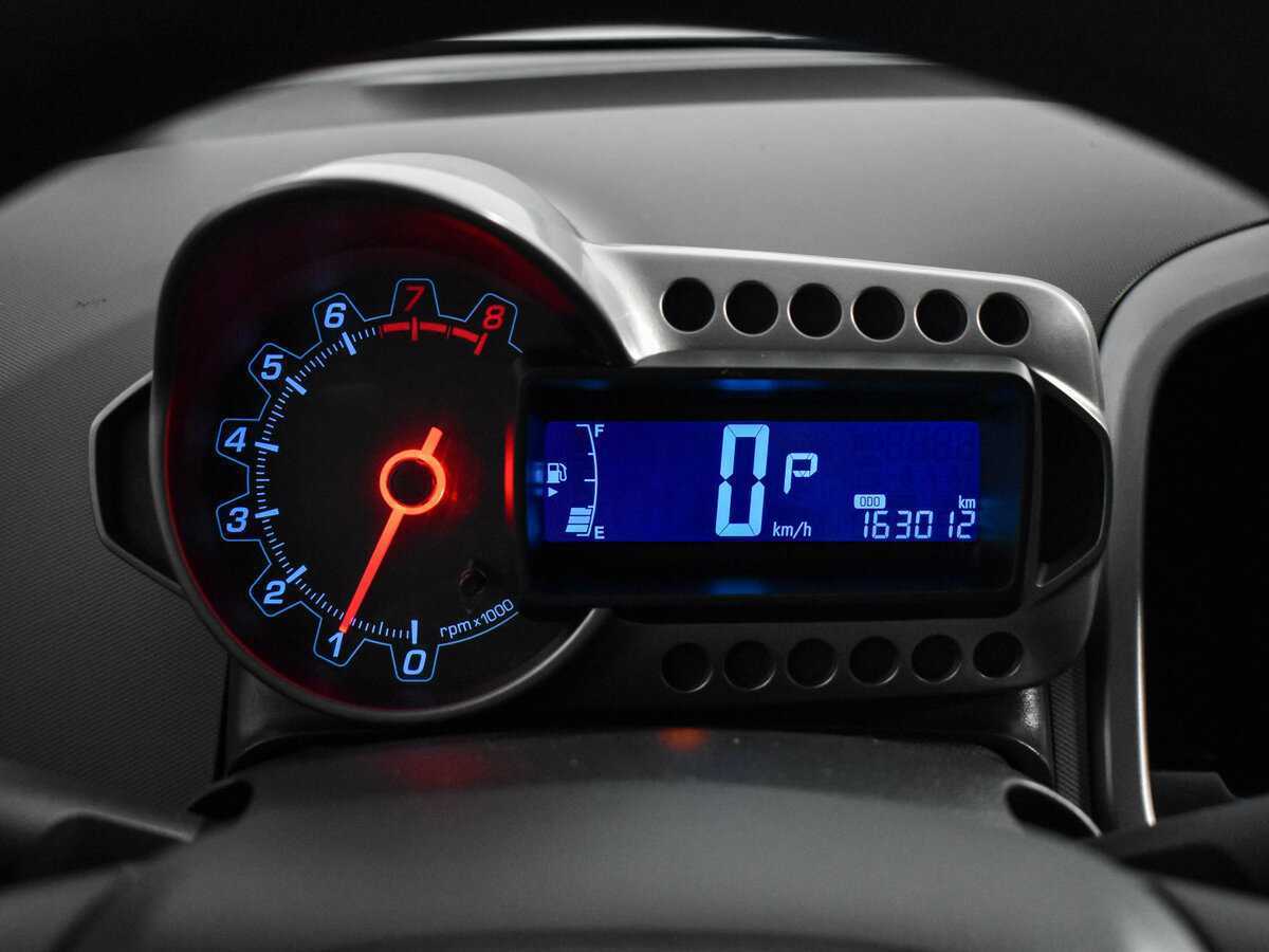 Chevrolet Aveo, 2012 Фото №16