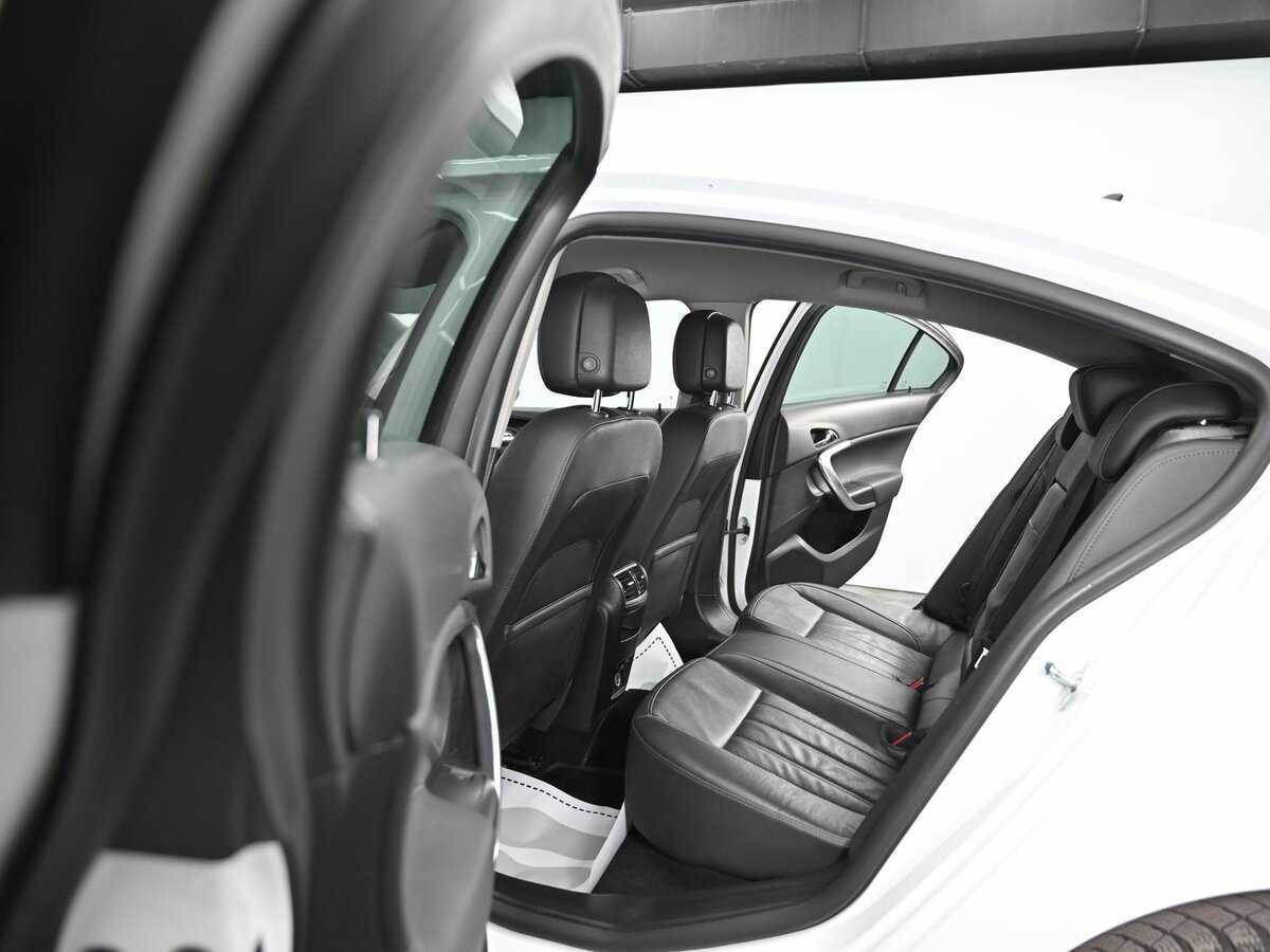 Opel Insignia, 2014 Фото №17