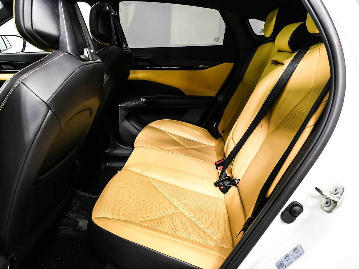 Changan UNI-V, 2023 Фото №12