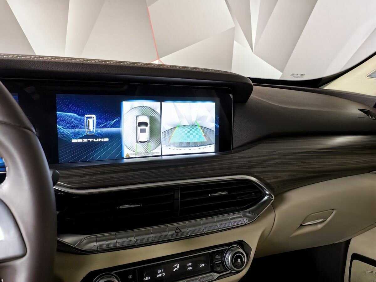 FAW Bestune T77, 2022 Фото №16
