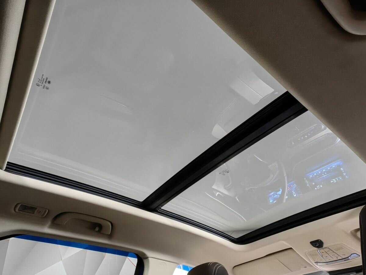 FAW Bestune T77, 2022 Фото №22