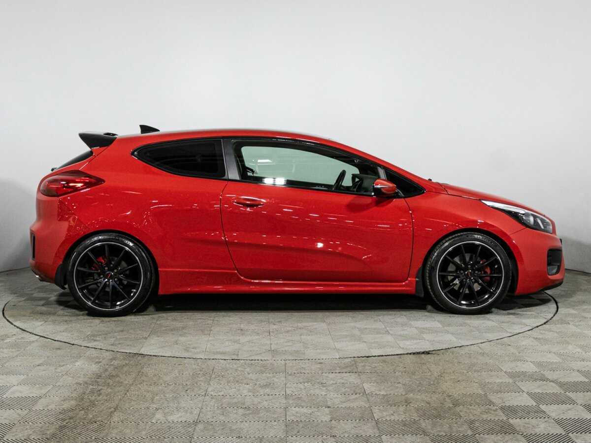 Kia Ceed GT, 2017 Фото №4