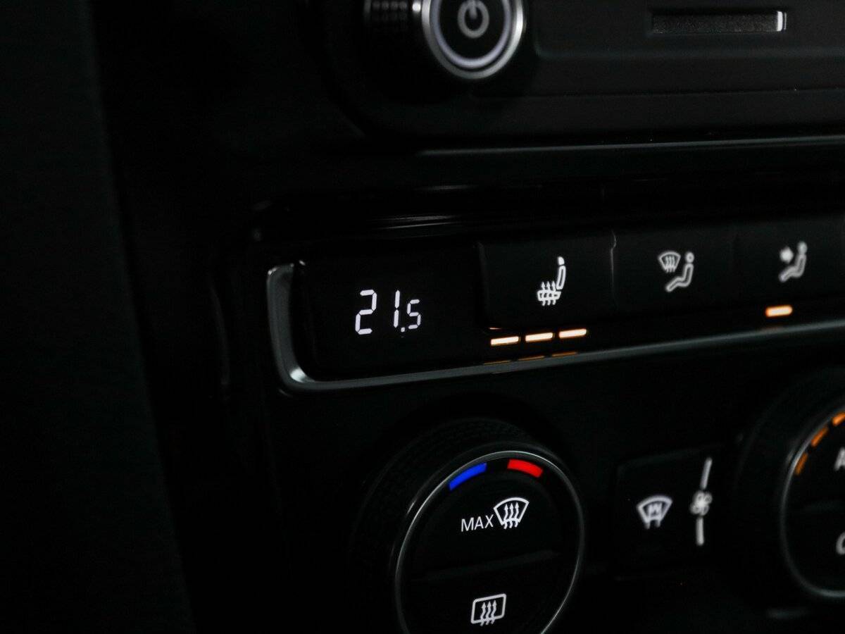 Volkswagen Jetta, 2018 Фото №17