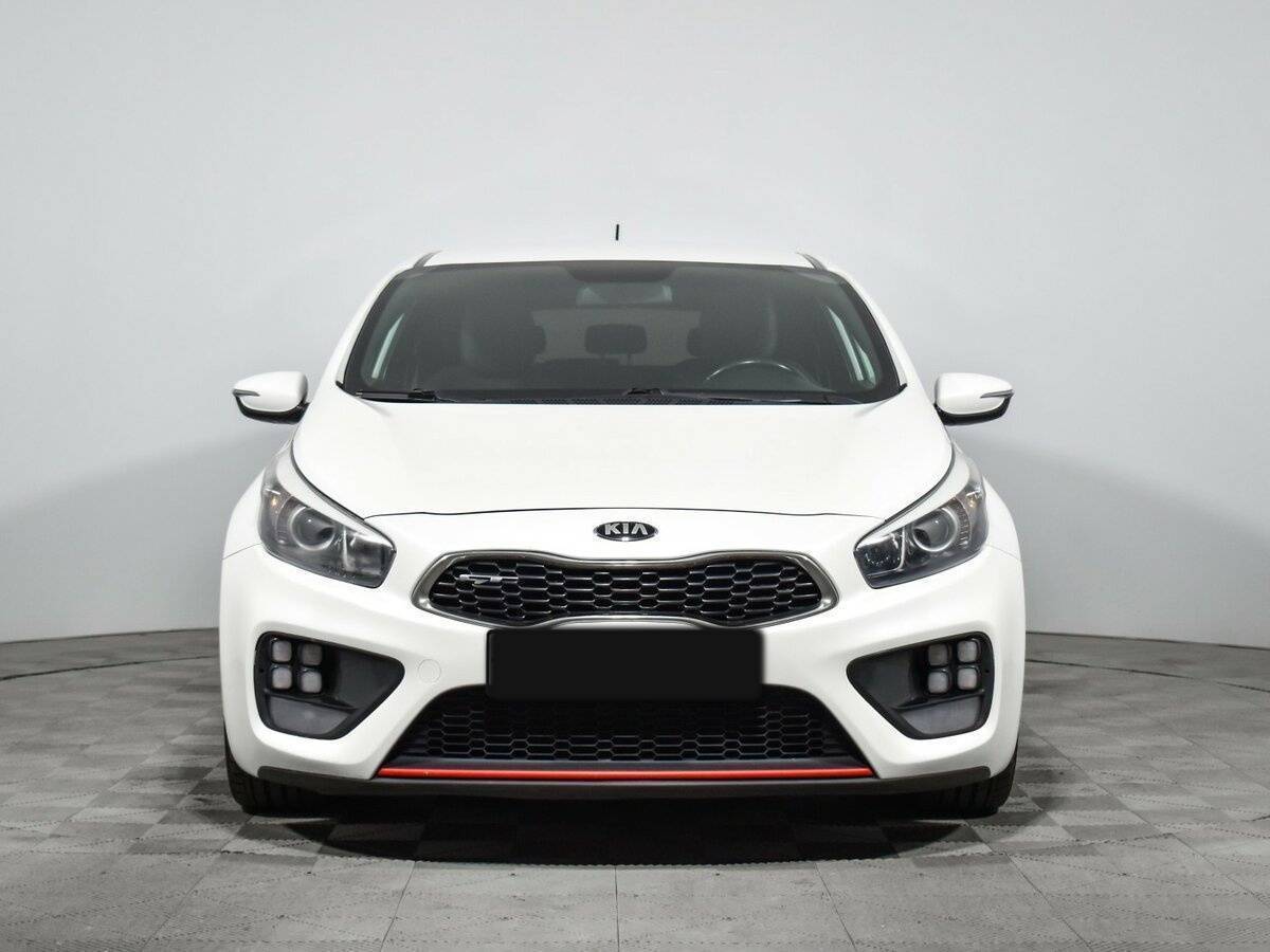 Kia Ceed GT, 2015 Фото №2