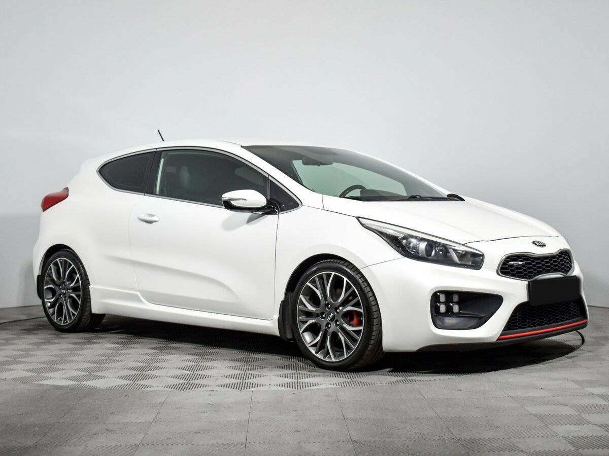 Kia Ceed GT, 2015 Фото №3