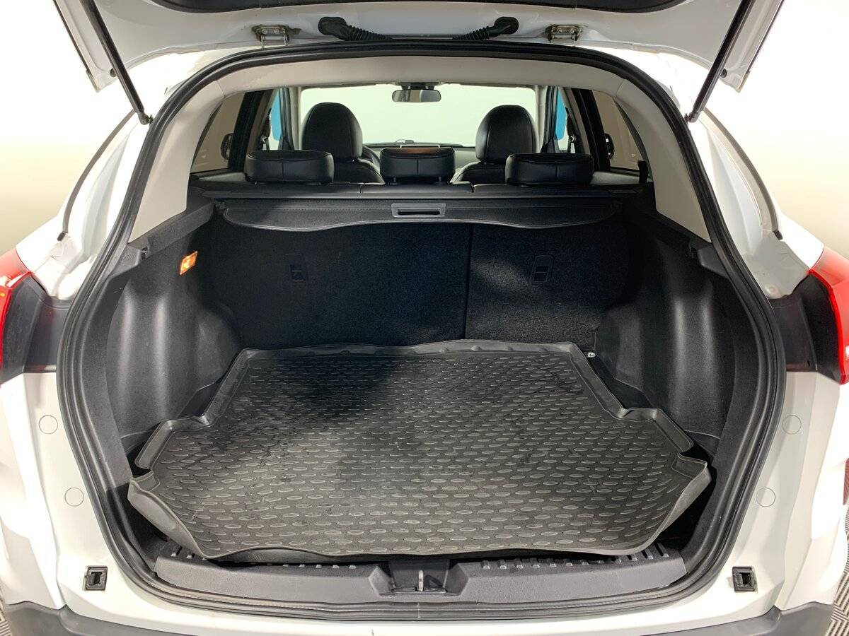 FAW Besturn X80, 2018 Фото №20