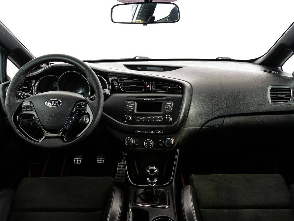 Kia Ceed GT, 2014 Фото №11