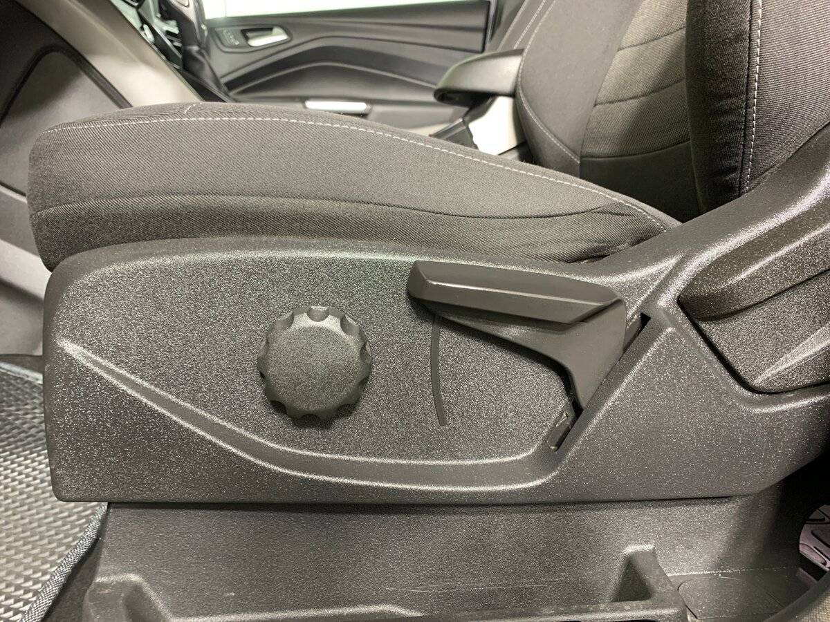 Ford Kuga, 2016 Фото №16