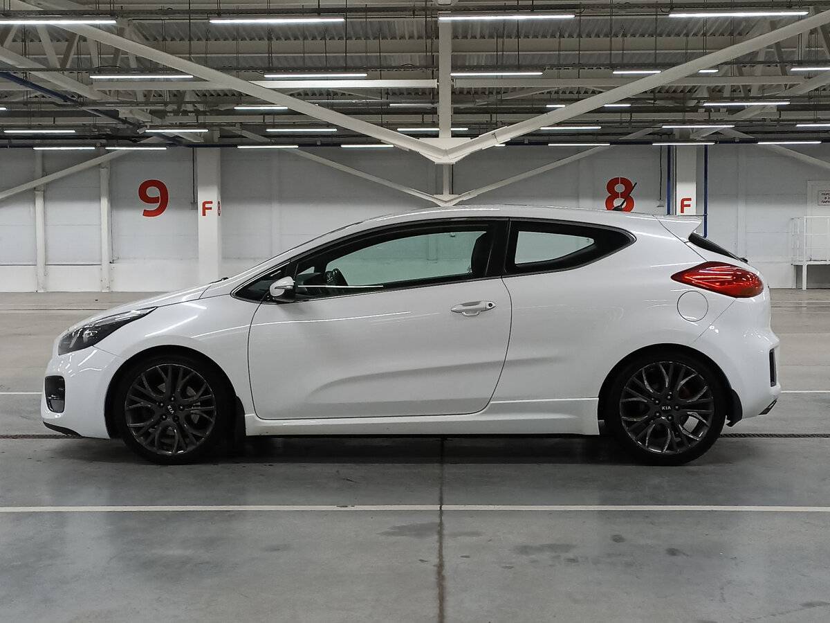 Kia Ceed GT, 2014 Фото №8