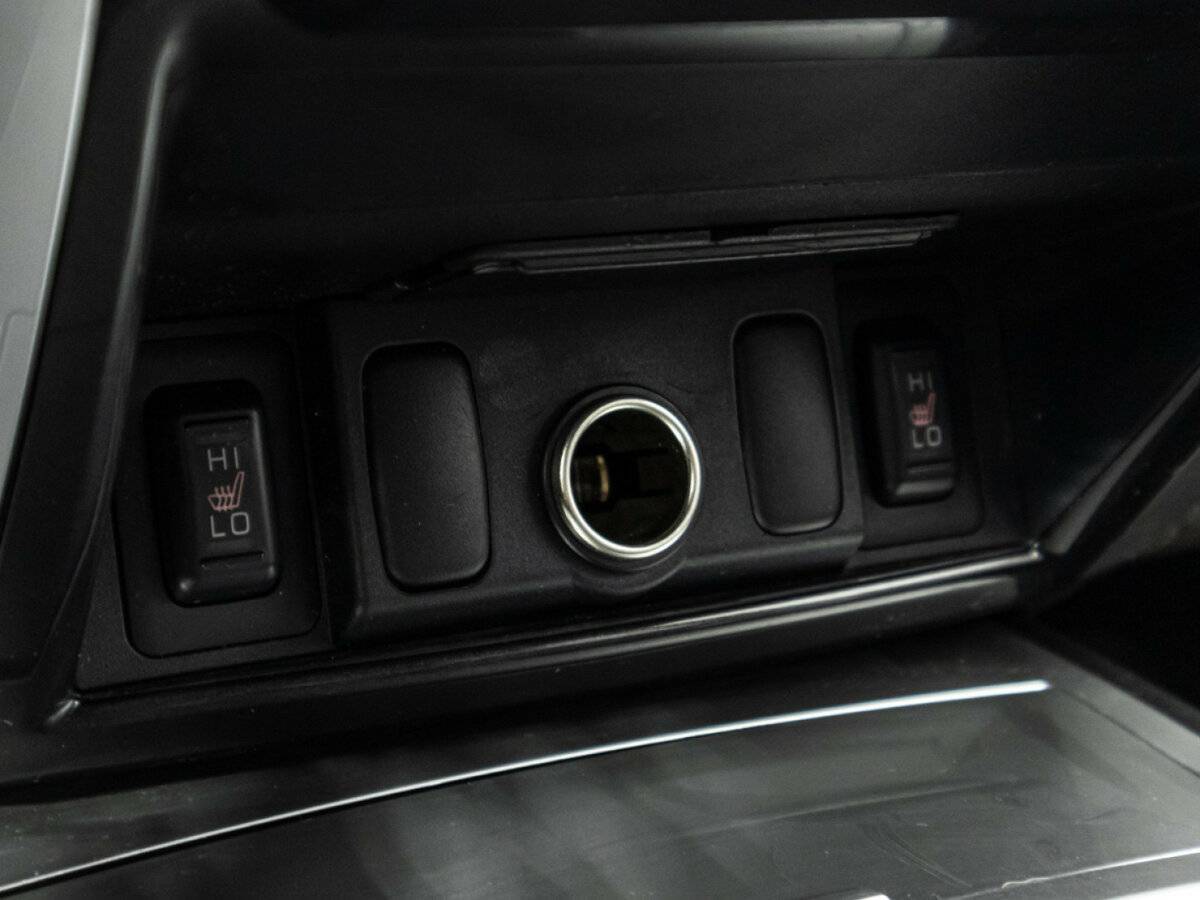 Mitsubishi Pajero Sport, 2012 Фото №20